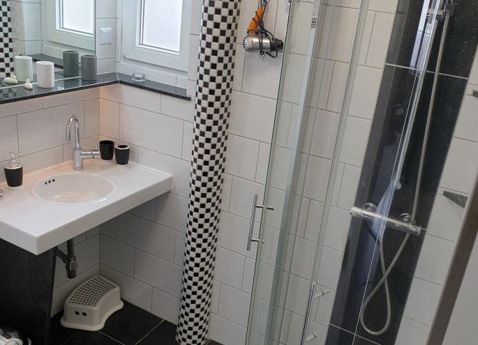 Strandstraße 51a  FeWo Käptns Suite